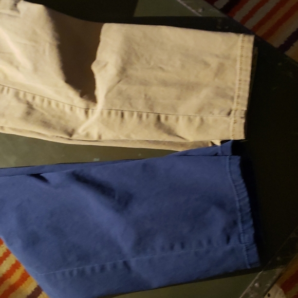 Two G.H.Bass & Co. Men's 40x32 Pants - Picture 7 of 9